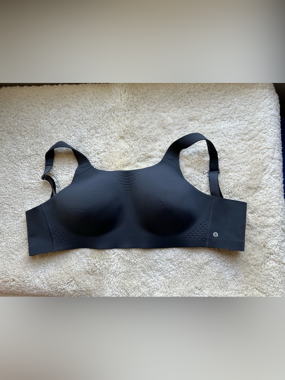 Victoria's Secret Black Seamless Light-Support Bra